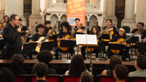 Espetáculo musical  Camerata de Violões do GURI de São Paulo